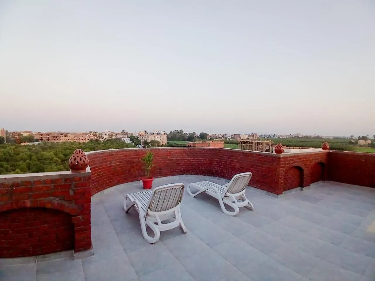 Sky Guest House Luxor Apartmán
